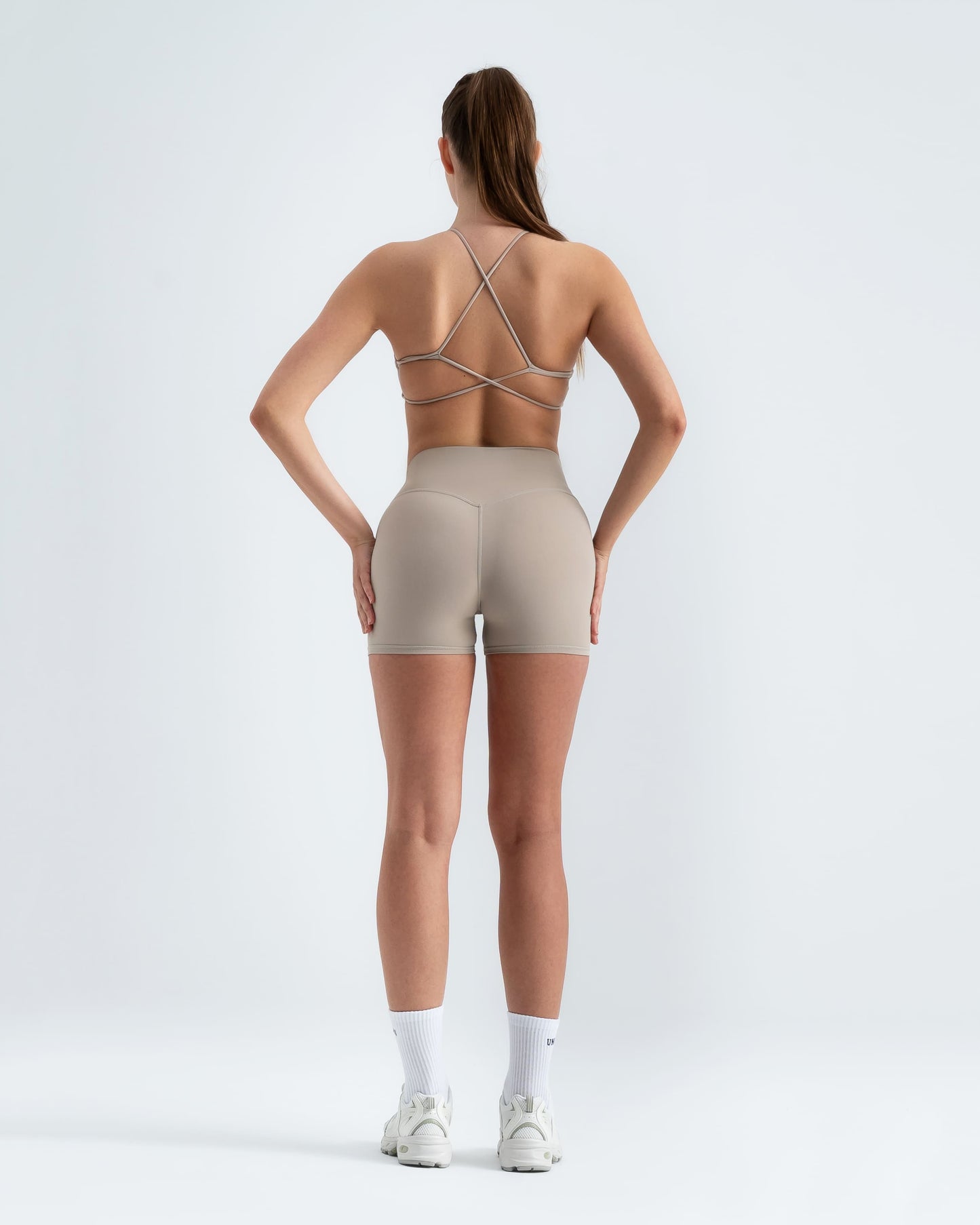 VELVET Scrunch Şort "Stone Beige"