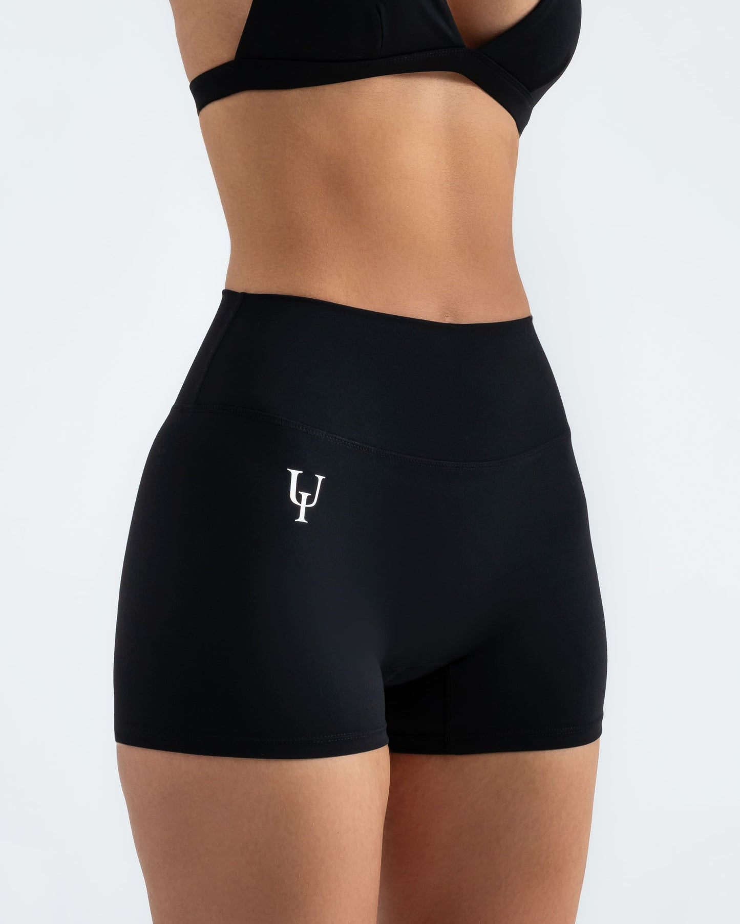 Sunkiss-V Şort "Obsidian Black"