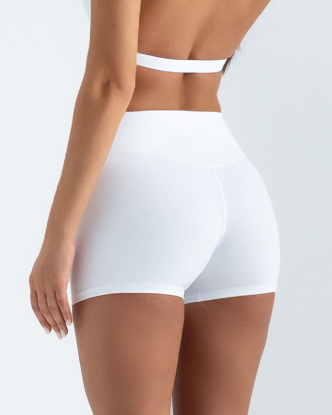 Sunkiss-V Scrunch Şort "Pearl White"