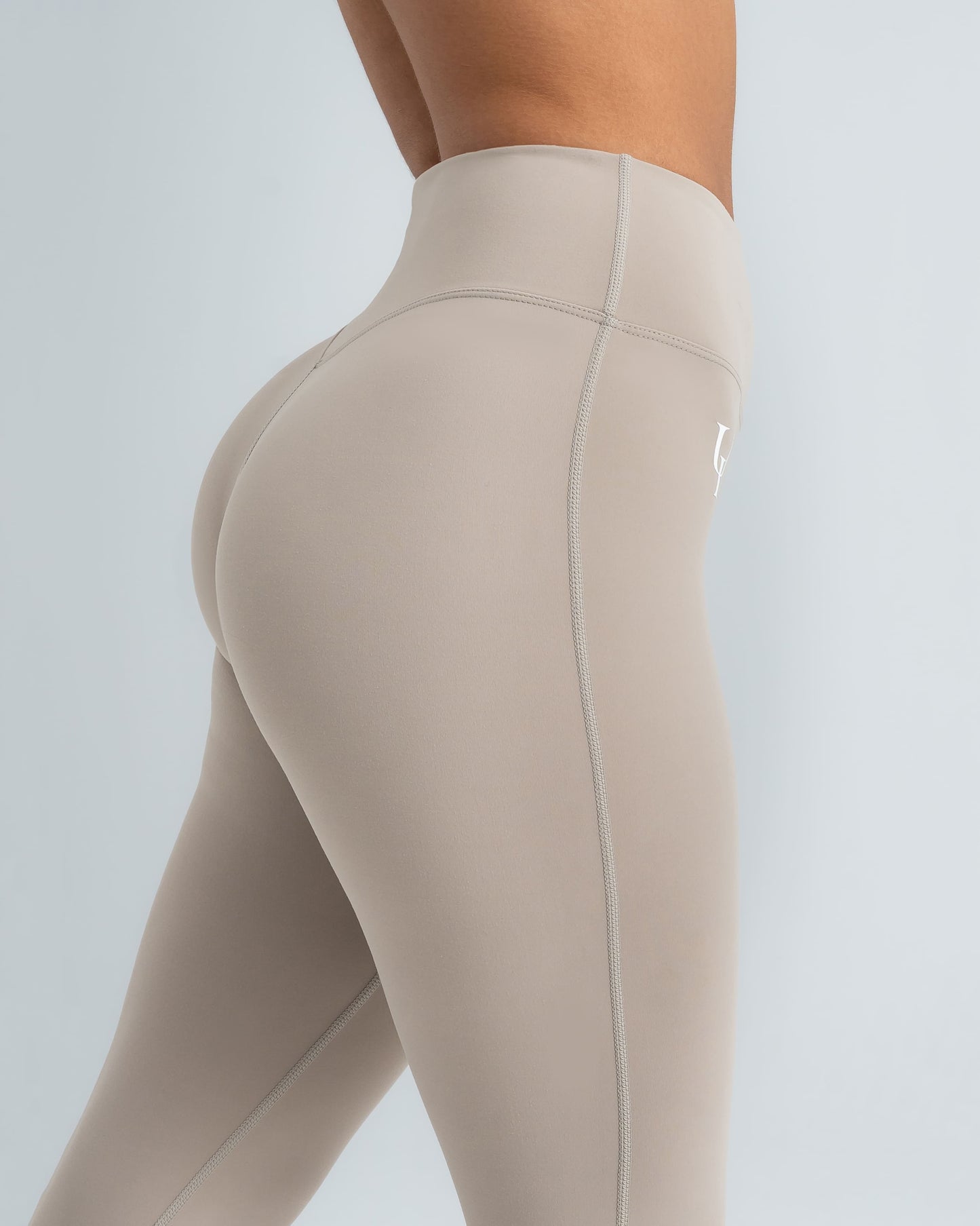 VELVET Scrunch Tayt "Stone Beige"