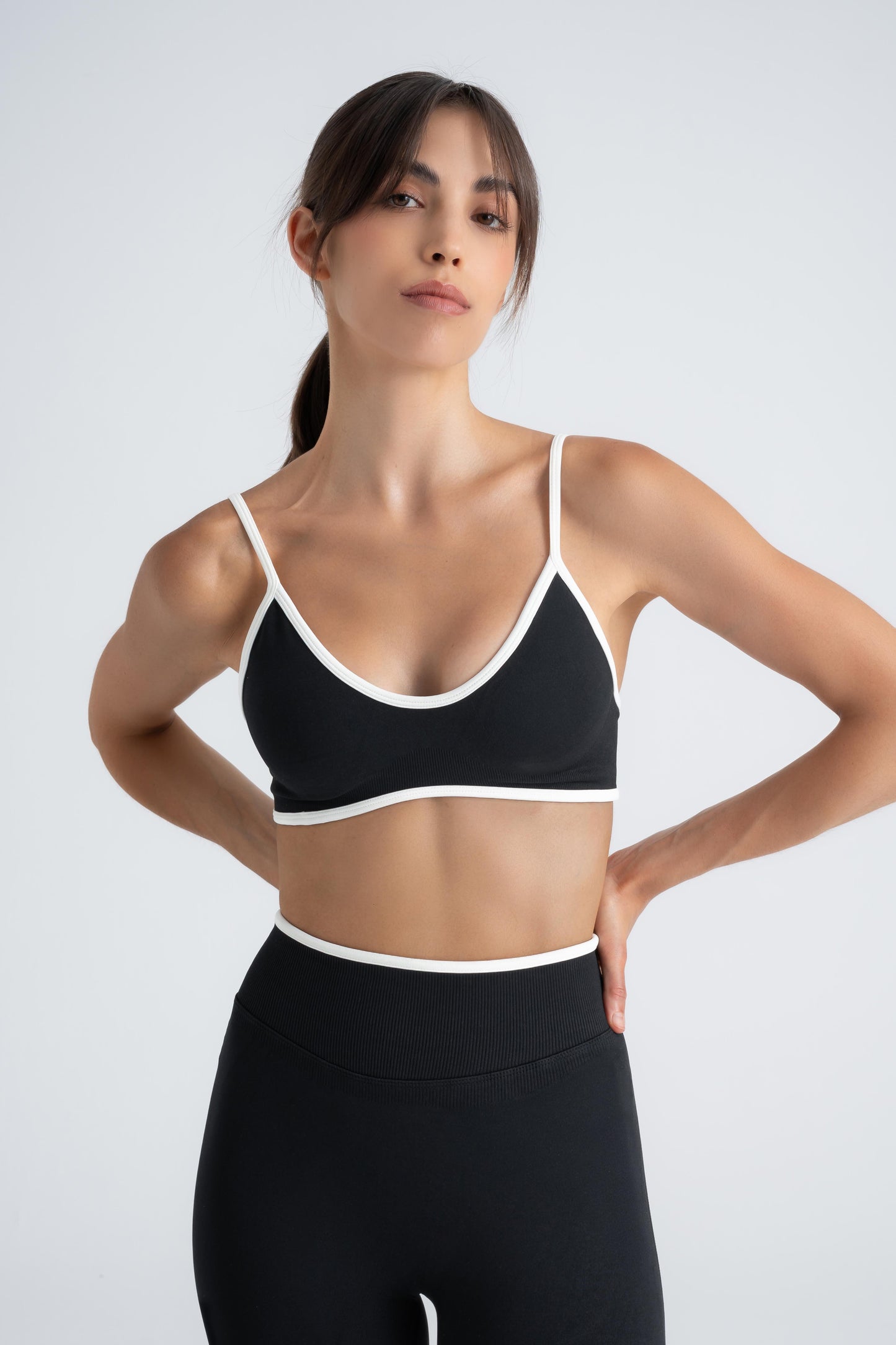 Sculpt X - Core Black Seamless Bralette